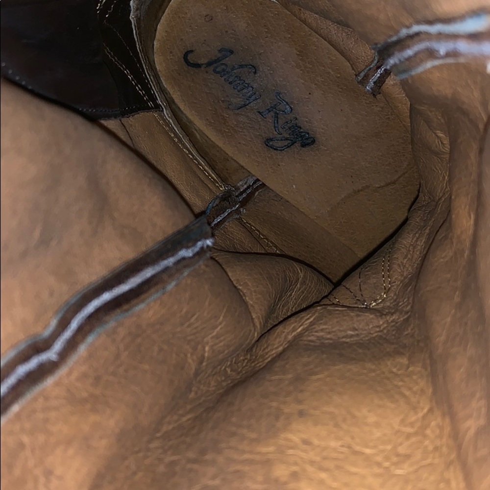Boots - Picture 6 of 8